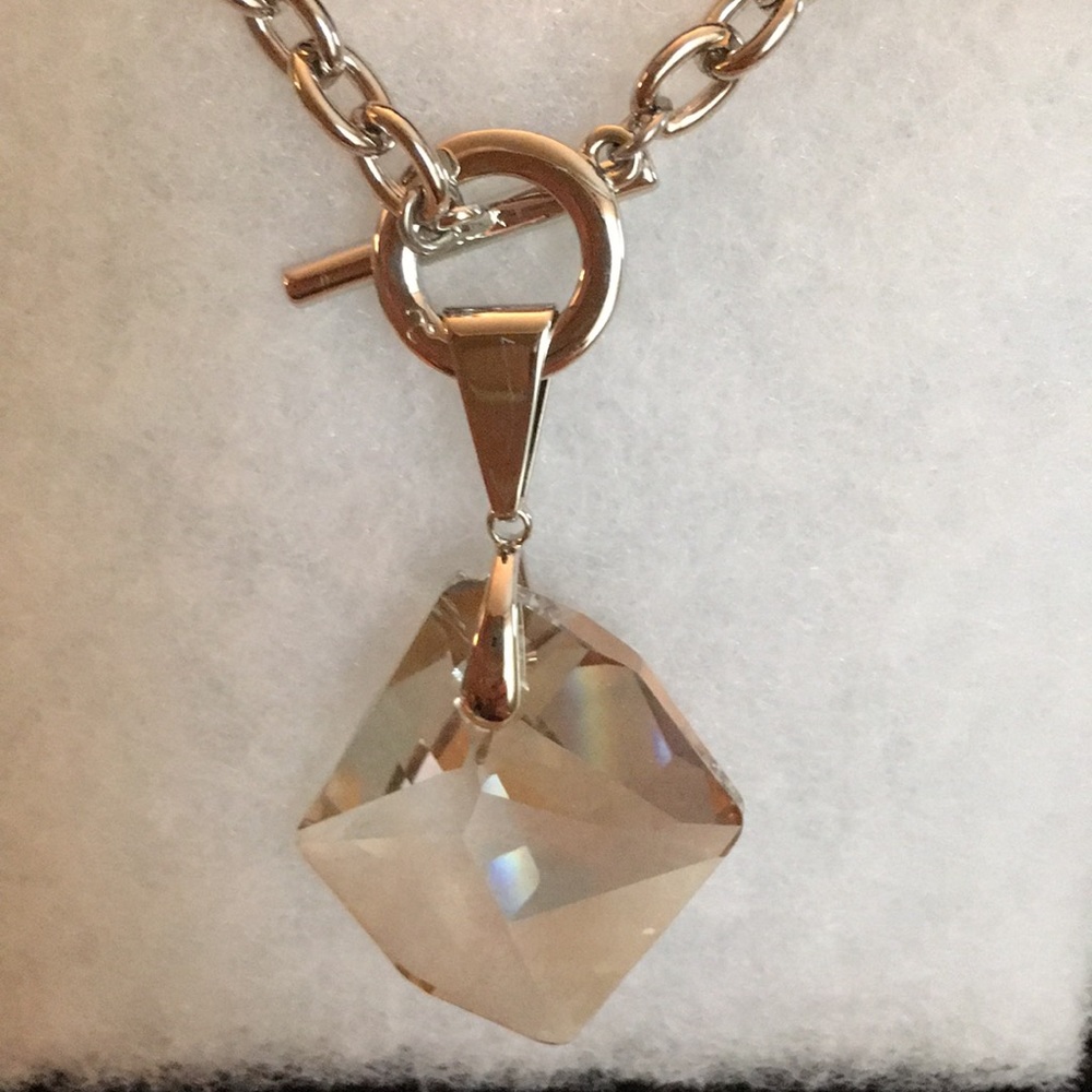 Necklace - Picture 2 of 4